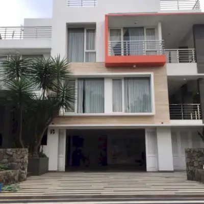 Rumah Hook Di Dago Pakar Resort Bandung