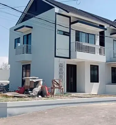 Rumah Baru Hook 2 lantai Sangat Strategis di Jalan Terusan Jakarta Antapani Bandung