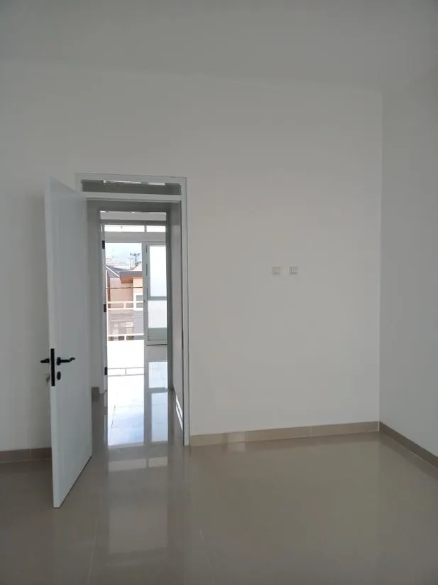 Dijual 4 Unit Rumah Baru 2 Lantai Gaya Scandinavian Ready Stock Di Cisaranten Kulon Arcamanik - Gambar 10