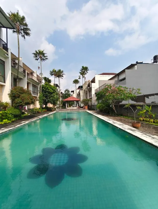 Rumah Mewah 3 Lantai Ada Kolam Renang Di Setra Duta Bandung Utara - Gambar 10