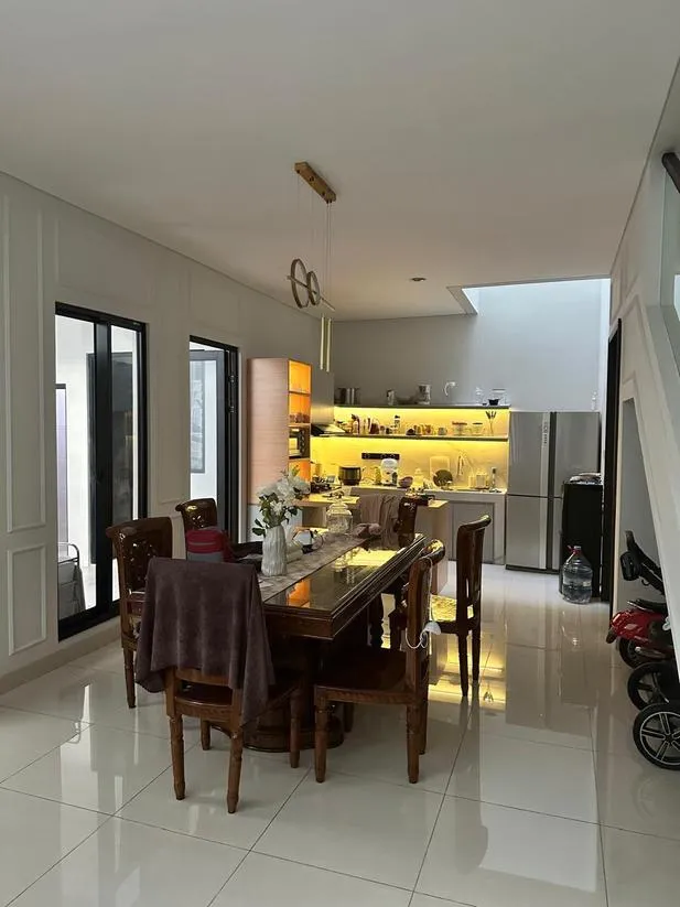 Rumah Siap Huni Type Emily Di Summarecon Bandung Semi Furnished - Gambar 3